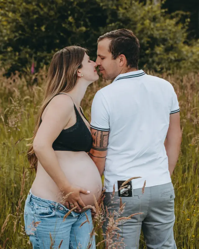 Lieb die Fotoreihe der beiden ✨🤍 #babybauch 
#babybauchshooting #babybauchfotografie #babybauchfotos #babybauchbilder #maternity #maternityphotography #maternityshoot #shooting #photo #photooftheday #photography #photographer #foto #fotograf #fotografie #familie #familiy #newborn #newbornphotography